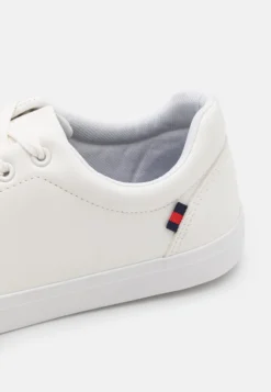 Pier One Unisex - Sneakers Laag - White -Pier One Winkel 1e08045fec014ab382da64da74b462a7 scaled