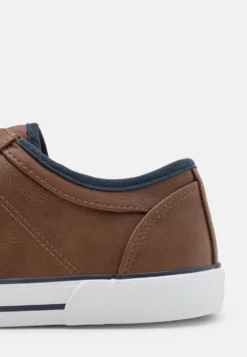 Pier One Unisex - Sneakers Laag - 708 -Pier One Winkel 6cb9961057c1485da074209b854ade4a scaled