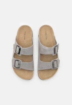 Pier One Leather Unisex - Pantoffels - Grey -Pier One Winkel 6e172422b00e484a8ac21c5f565af9d6 scaled