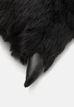 Pier One Pantoffels - Black 11 Pier One Pantoffels - Black -Pier One Winkel 796914552fcb4fcaac1e33068a36c27f scaled