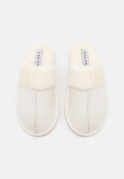 Pier One Pantoffels - Off-White -Pier One Winkel 8a81c8a71b39417c9dbc6b7b37250711 scaled
