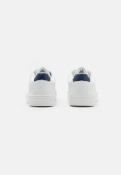 Pier One Unisex - Sneakers Laag - White -Pier One Winkel 93e13f9726664f7eb7a2f449e1f27c05 scaled
