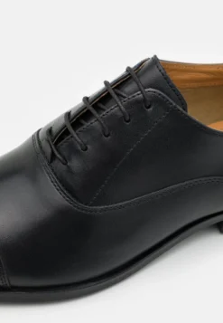 Pier One Leather- Veterschoenen - Black 11 Pier One Leather- Veterschoenen - Black -Pier One Winkel a8505b4d4c6445f0b142145b8ad16084 scaled