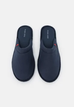 Pier One Pantoffels - Dark Blue -Pier One Winkel a980ddae57c846959579e8a4a1384f89 scaled