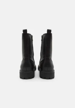Pier One Veterboots - Black -Pier One Winkel bd421cd09df642f29067d1f71e48ca04 scaled