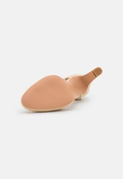 Pier One Leather- Klassieke Pumps - Beige -Pier One Winkel ca3d95b83ad84845ab24eb47c75b8ced scaled