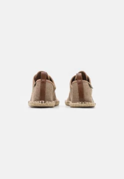 Pier One Sportieve Veterschoenen - Beige 8 Pier One Sportieve Veterschoenen - Beige -Pier One Winkel d67a41eacb2b48d4940dc1a68500dacb scaled