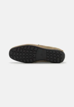 Pier One Unisex - Mocassins - Olive -Pier One Winkel db7c04e770da4a048cf95a0ed7aae065 scaled